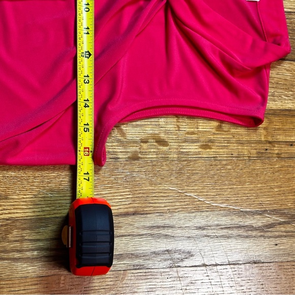 Calvin Klein Red Asymmetrical Sleeveless Blouse Womens Size Small Petite - Picture 4 of 7